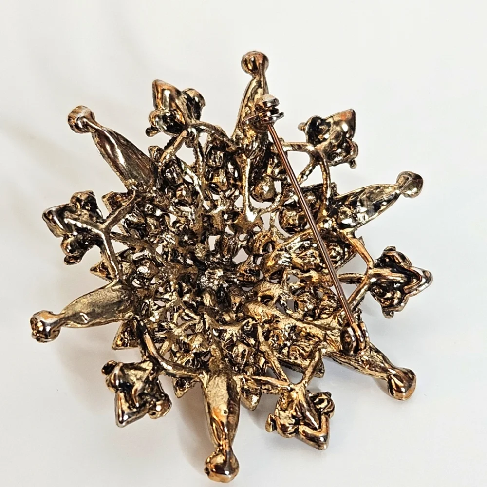 Vintage Bohemian Style Sparkling Purple Rhinestone Gold Tone Brooch